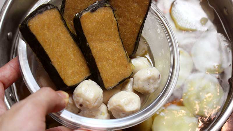 ก๋วยเตี๋ยวน้ำซุปเห็ดหอมเจ