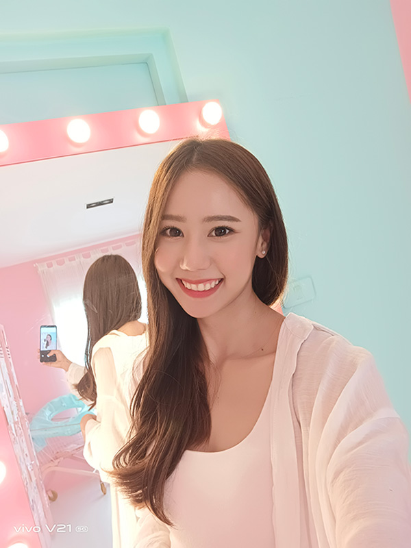 Vivo V21 5G