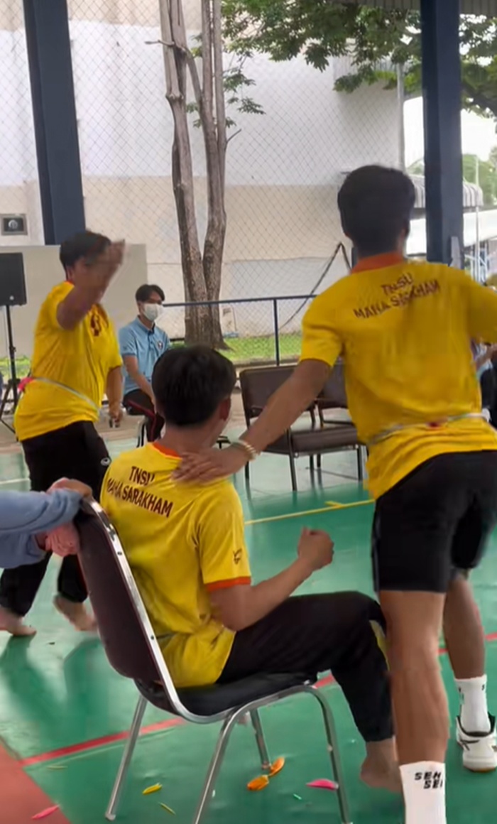 ลูกโป่งแตก