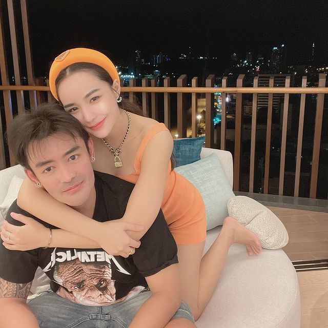 นิวนิว เอวเด้ง 