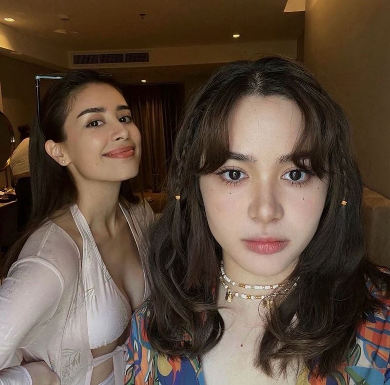 เจมี่ จอมภัค - จีนส์ จิรชยา