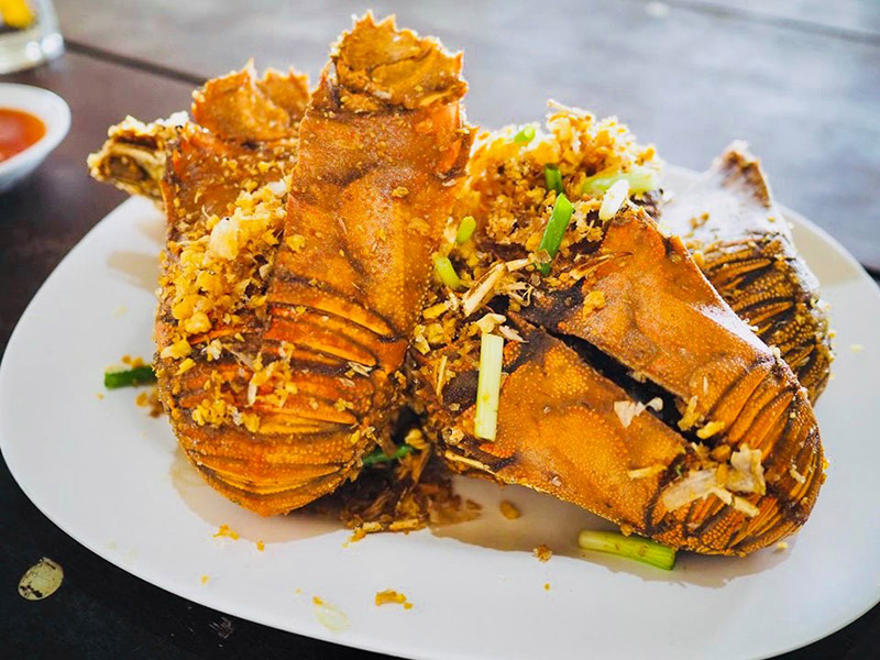 ร้านอาหารริมทะเล