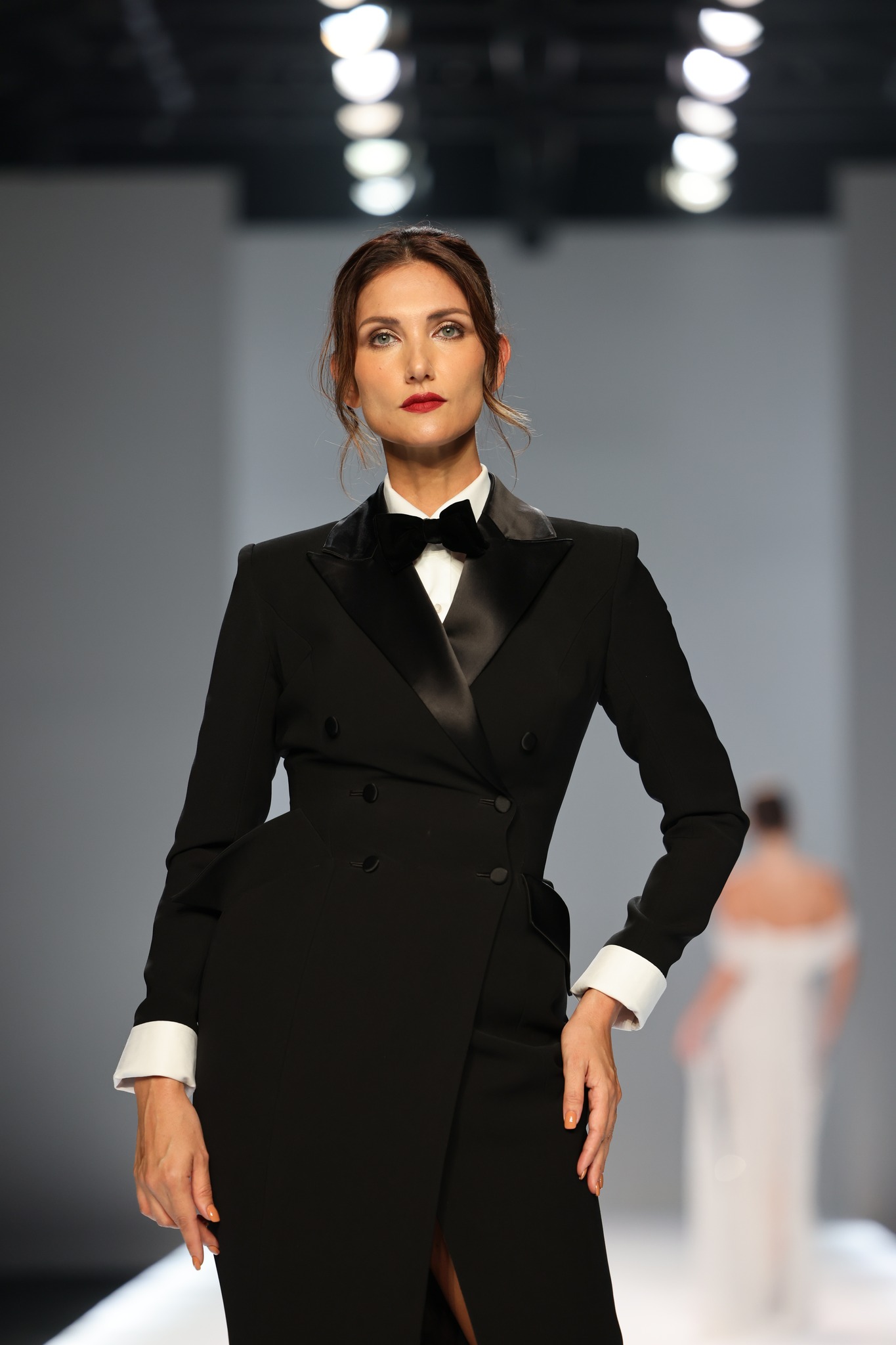 แฟชั่นโชว์ POEM