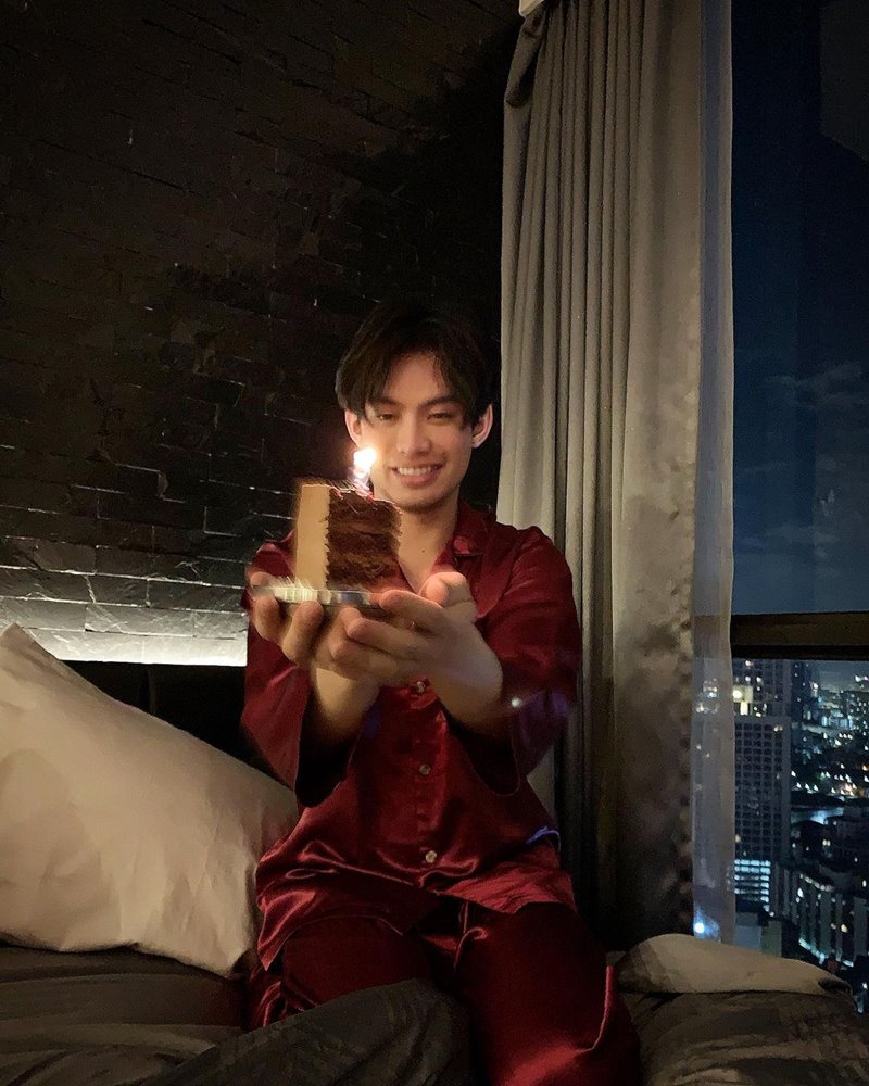 ดีเจมะตูม