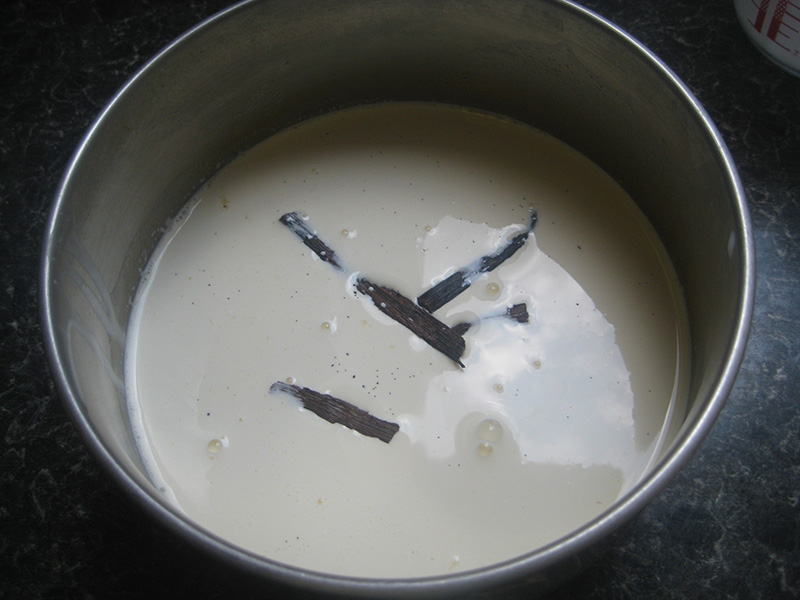 สตรอว์เบอร์รี พานาคอตต้า เมนูของหวาน พานาคอตต้า สูตรขนม