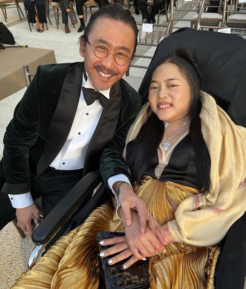 คุณหญิงแมงมุม, ม.ร.ว.ศรีคำรุ้ง ยุคล, นายพลดอลล่าร์