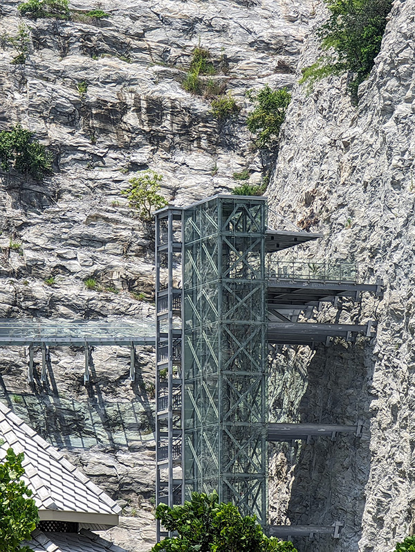 วัดเขาทำเทียม สุพรรณบุรี