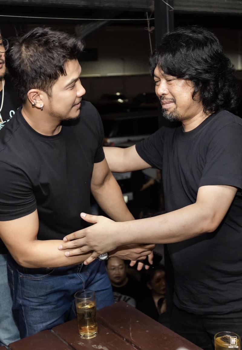 เสก โลโซ หนุ่ม กะลา