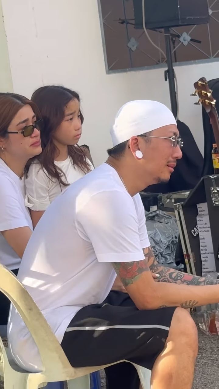 แจ๊ส ชวนชื่น 