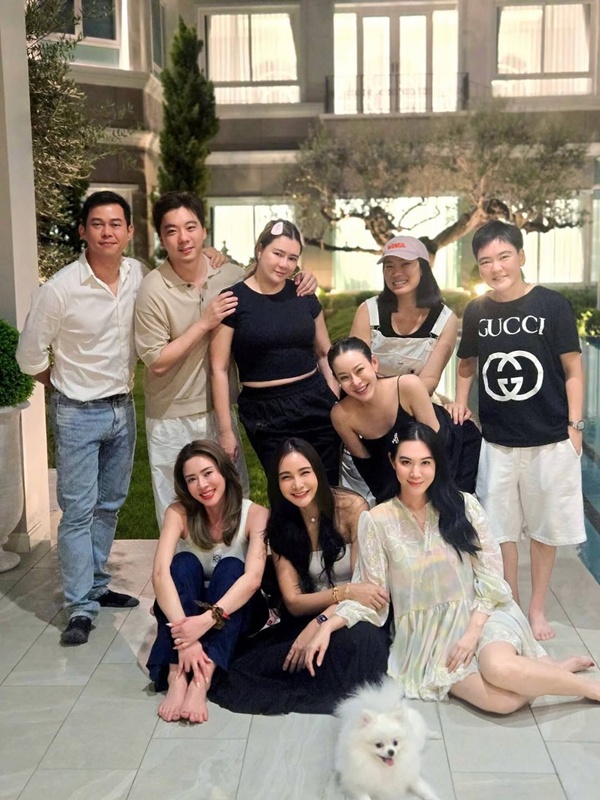 แก๊งนางเอก นางร้าย