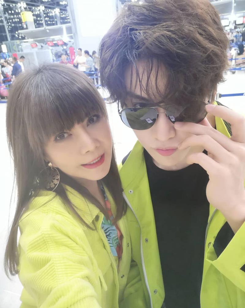 คุณแม่ ไมค์ พิรัชต์