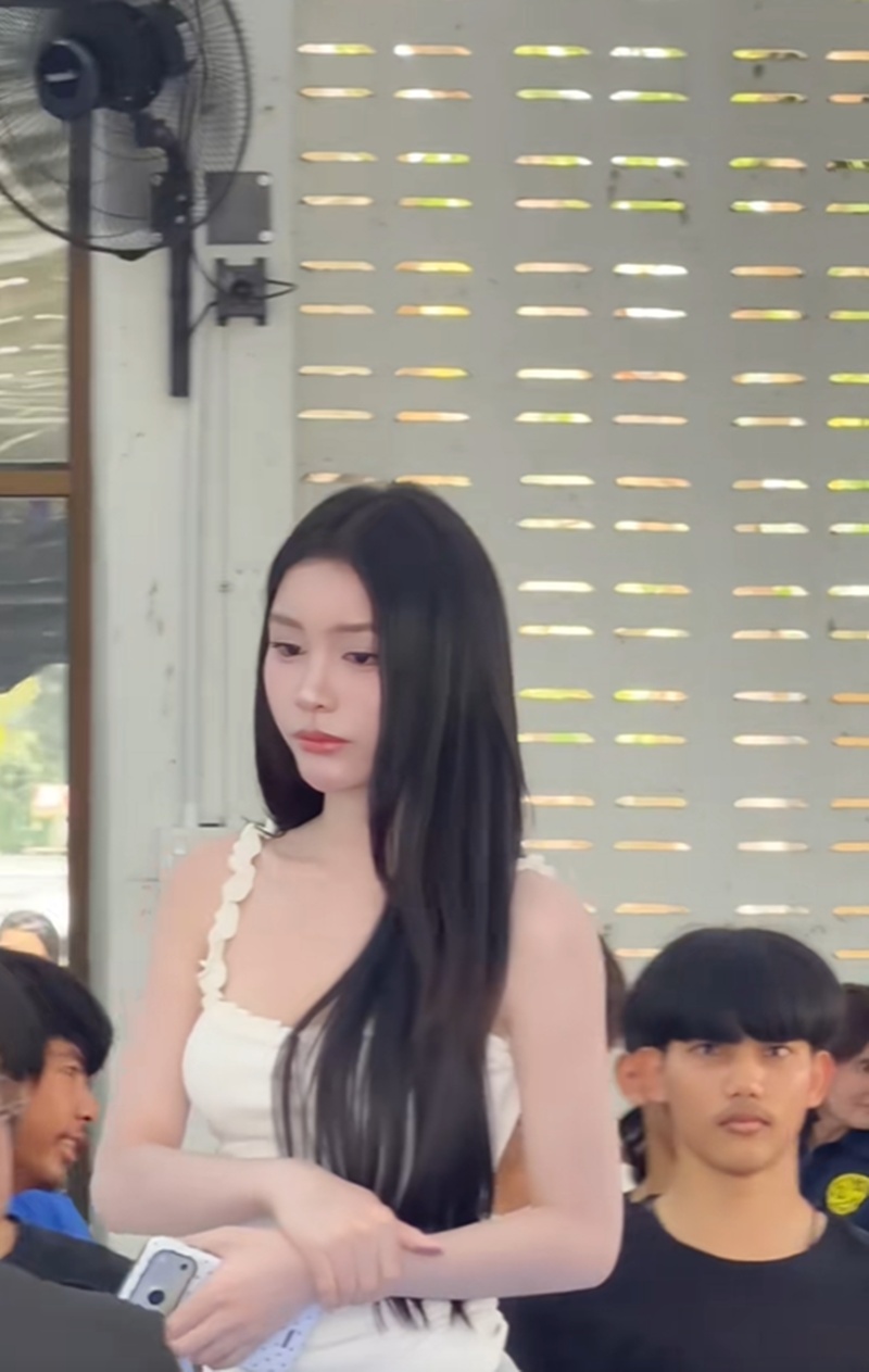 นางฟ้าเกณฑ์ทหาร