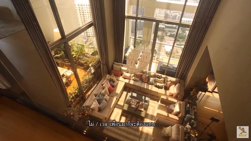 บ้านดาราไทย