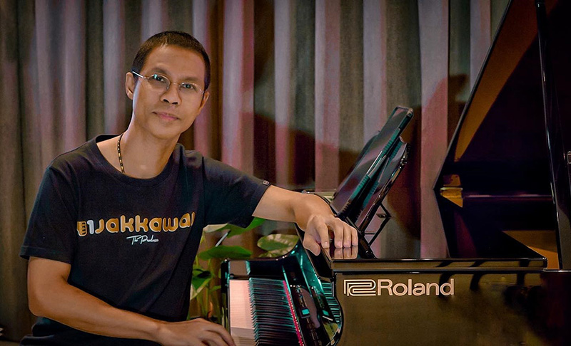 หนึ่ง จักรวาล