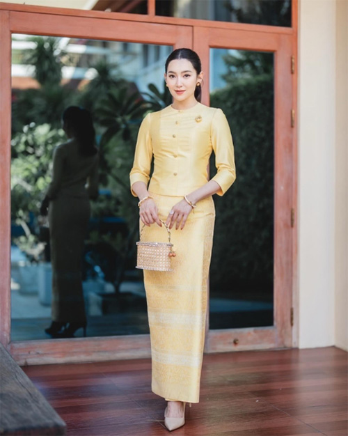 เบลล่า ราณี ชุดไปวัดดารา