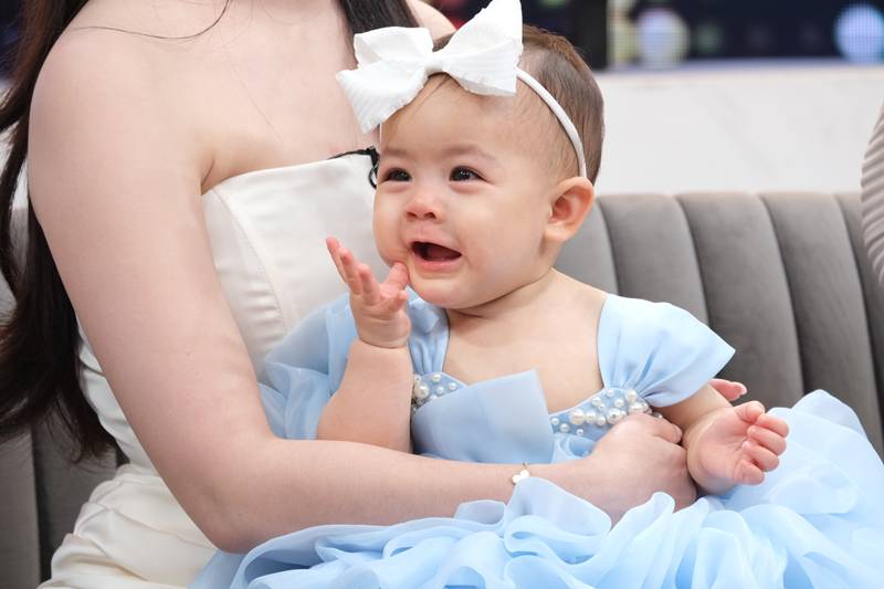 น้องนช่า พลอยครินทร์  ลูกพราวฟ้า การัญชิดา - เสี่ยโบ๊ท ณัฐเดช 