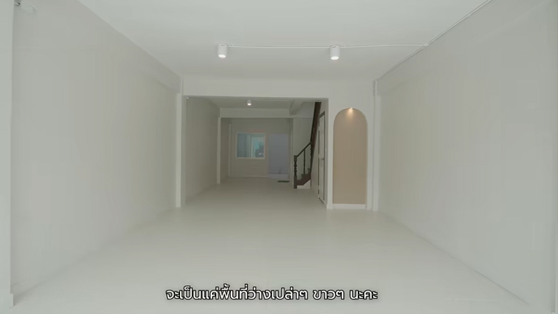 โบวี่ อัฐมา รีโนเวทบ้าน