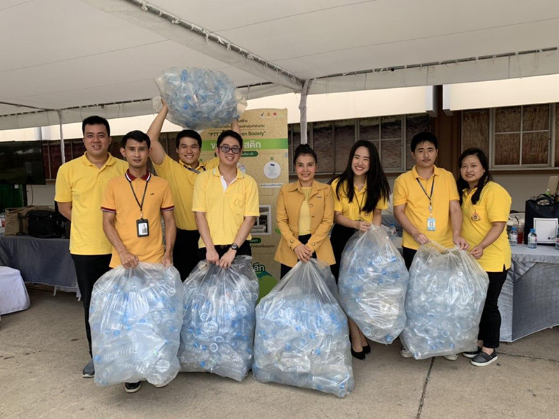 แยกพลาสติกขาย