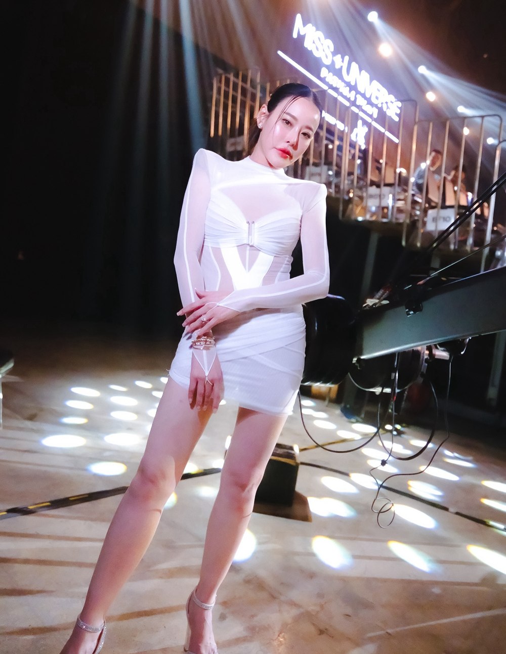 หนิง ปณิตา เดือดลั่นกลางไลฟ์ ซัดเมียน้อยกินไวน์ ตีกอล์ฟ แต่ไม่ใช้หนี้