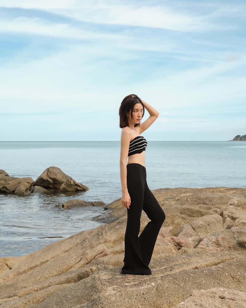 โม มนชนก