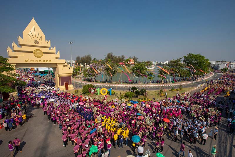 บรรยากาศในงานบุญผะเหวดร้อยเอ็ด