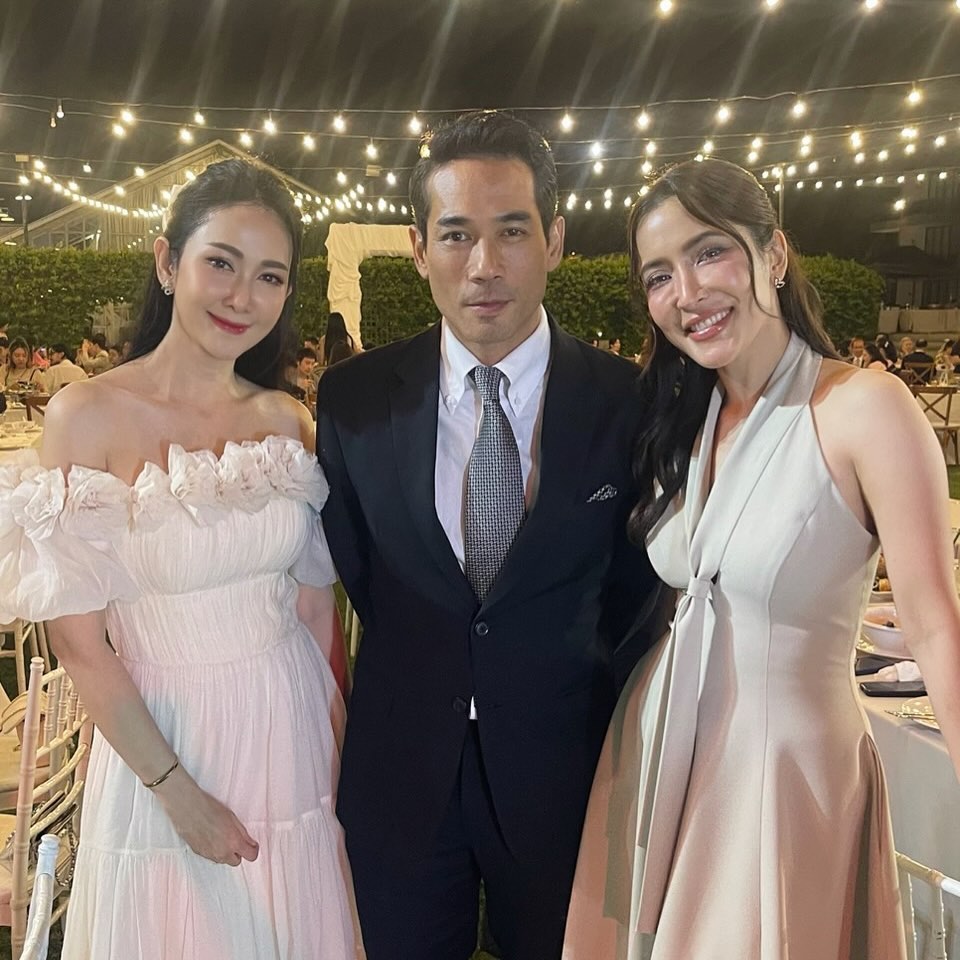 พิ้งกี้ สาวิกา  ตุ้ย ธีรภัทร์ ควงคู่ร่วมงานแต่ง น้ำหวาน