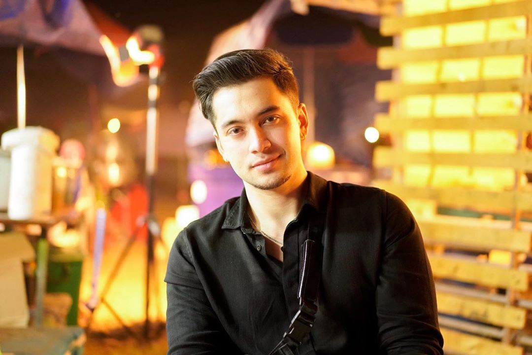 อินดี้ อินทัช