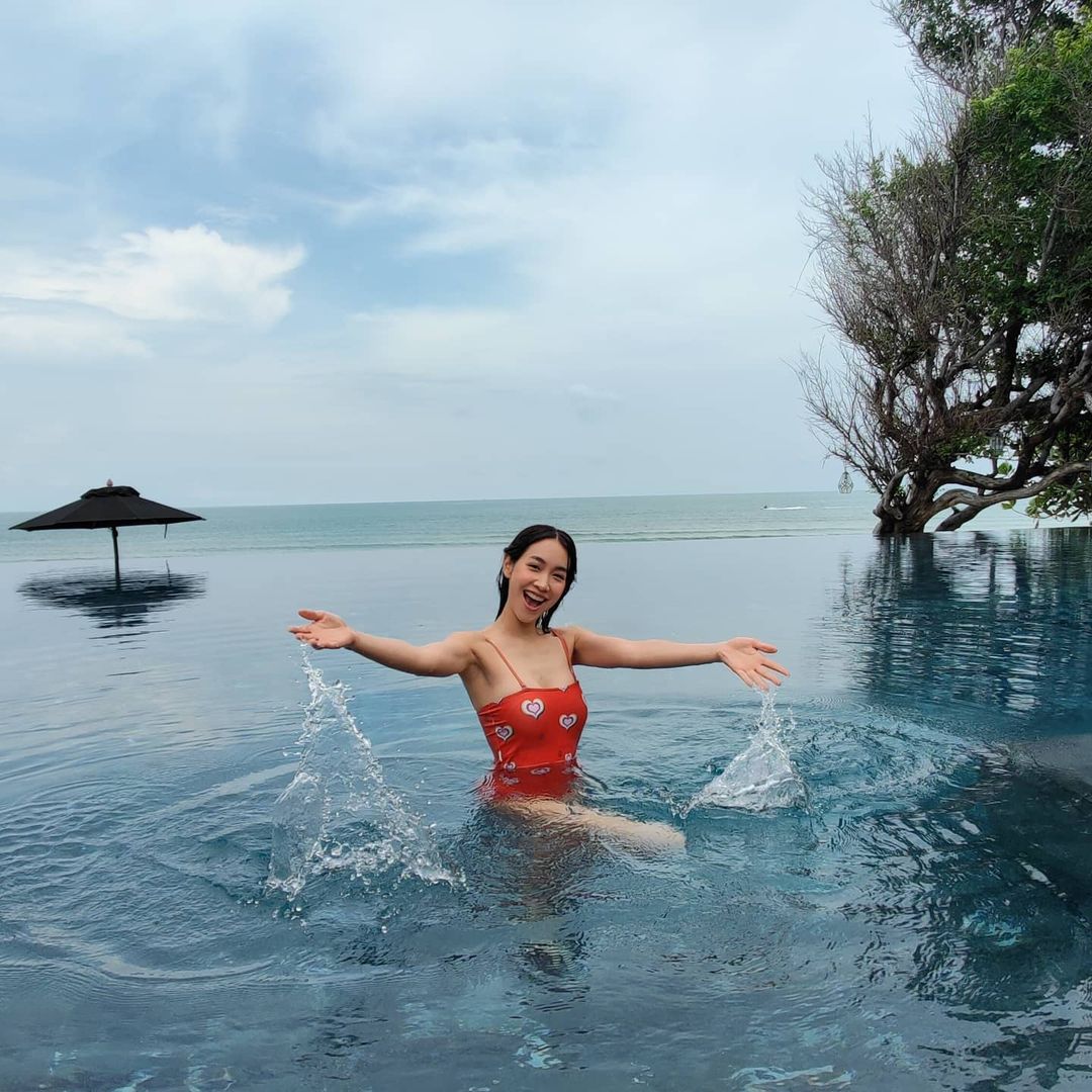 มิน พีชญา