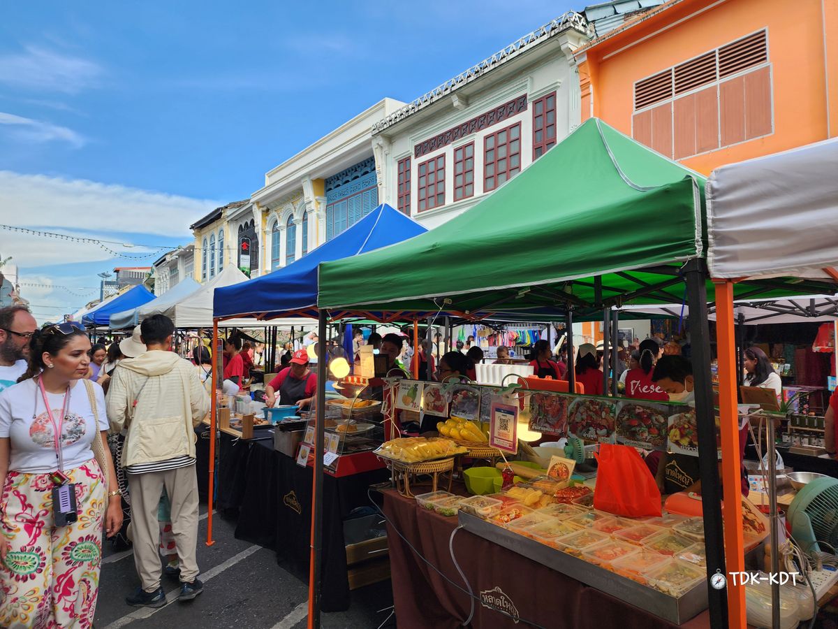 ถนนคนเดินภูเก็ตหลาดใหญ่