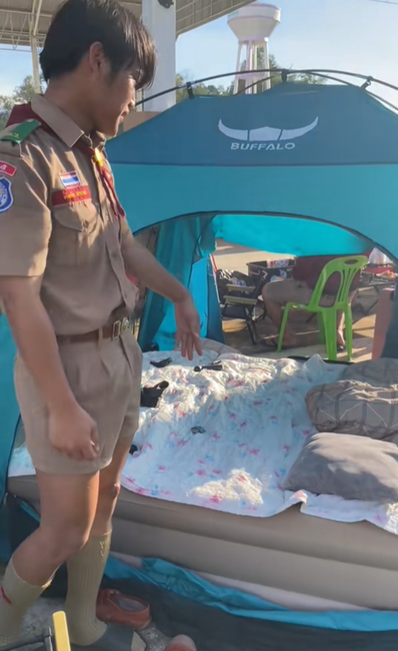 เข้าค่าย