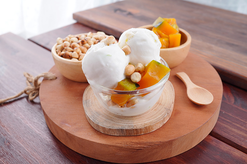 ไอศกรีมกะทิ สูตรไม่ใช้เครื่อง