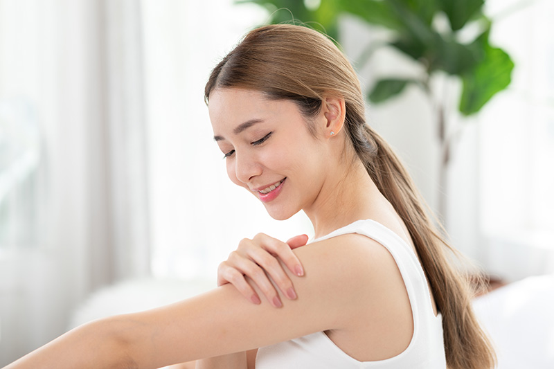 วิธีทำให้ผิวขาวอมชมพู ดูแลผิวยังไงให้กระจ่างใสแบบสุขภาพดี