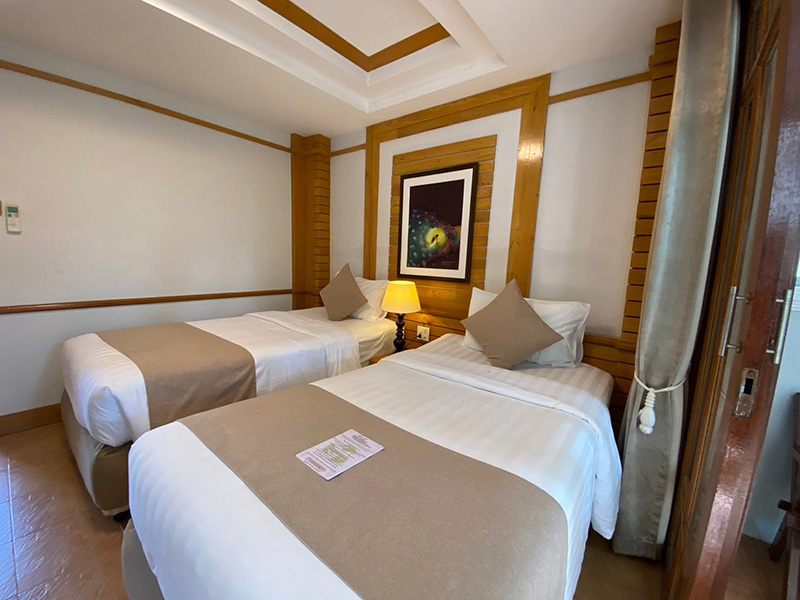 โรงแรม Ban’s Diving Koh Tao