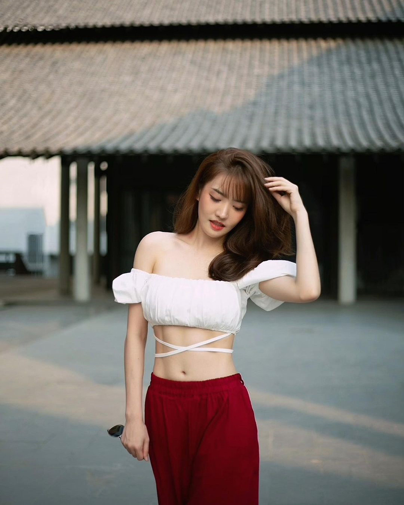 แกรนด์ เดอะสตาร์