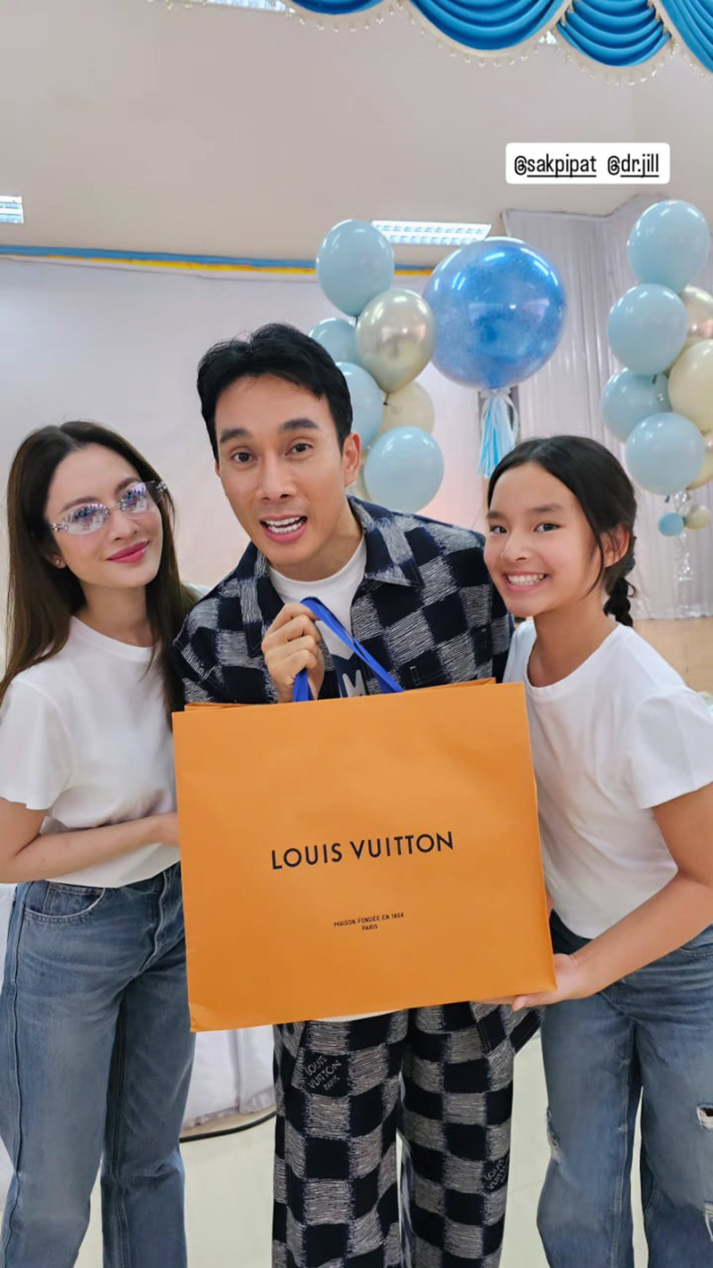 ภาพล่าสุด น้องปีใหม่ แท็กทีมแม่แอฟร่วมงานบุญ