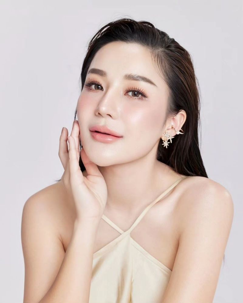 เอ็ม บุษราคัม