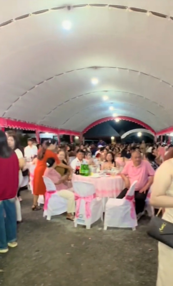 จัดงานแต่ง