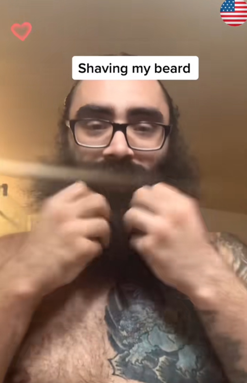 โกนหนวด