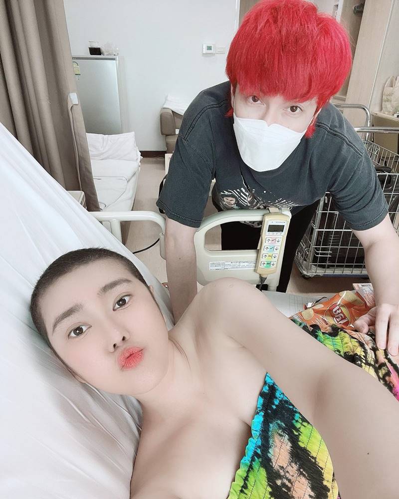 นุ๊กซี่ อัญพัชญ์ , ปู แบล็คเฮด