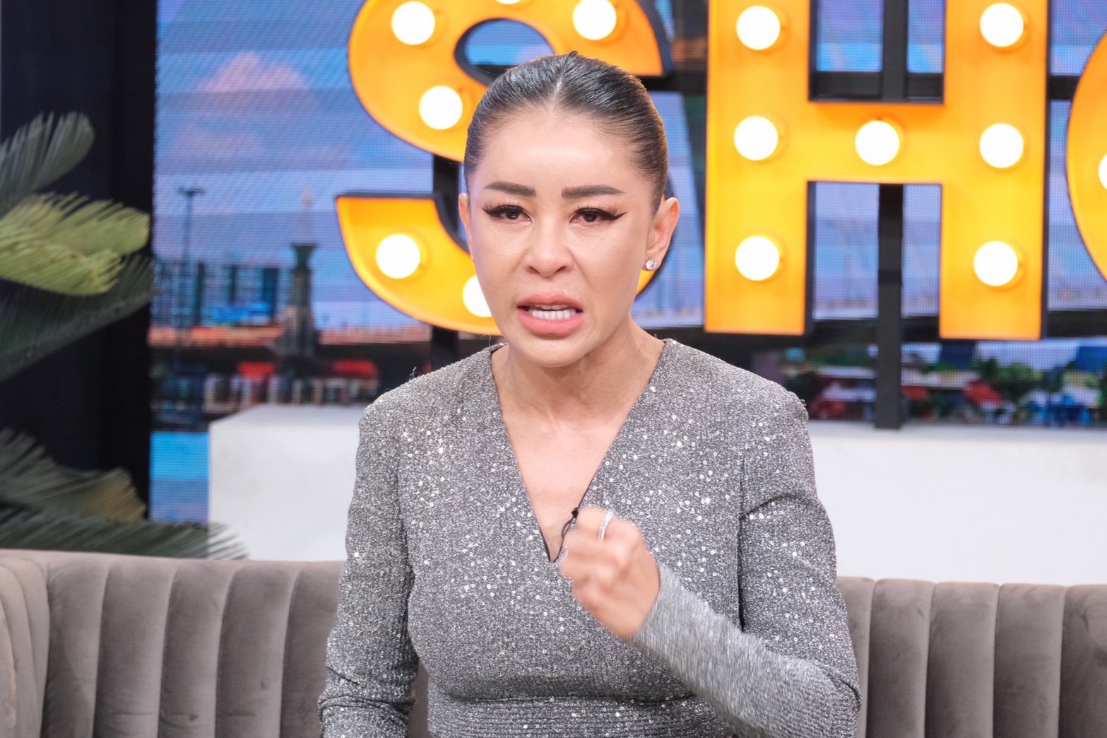 บุ๋ม ปนัดดา  เป็กกี้ ศรีธัญญา 