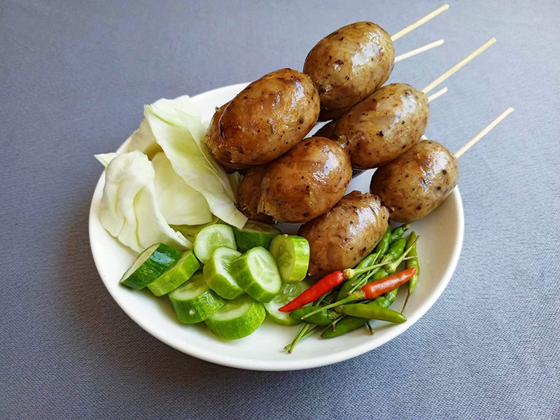 ไส้กรอกข้าวโฮมเมด