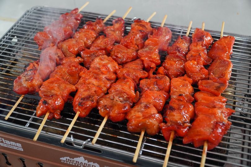 ไก่ย่างแดง