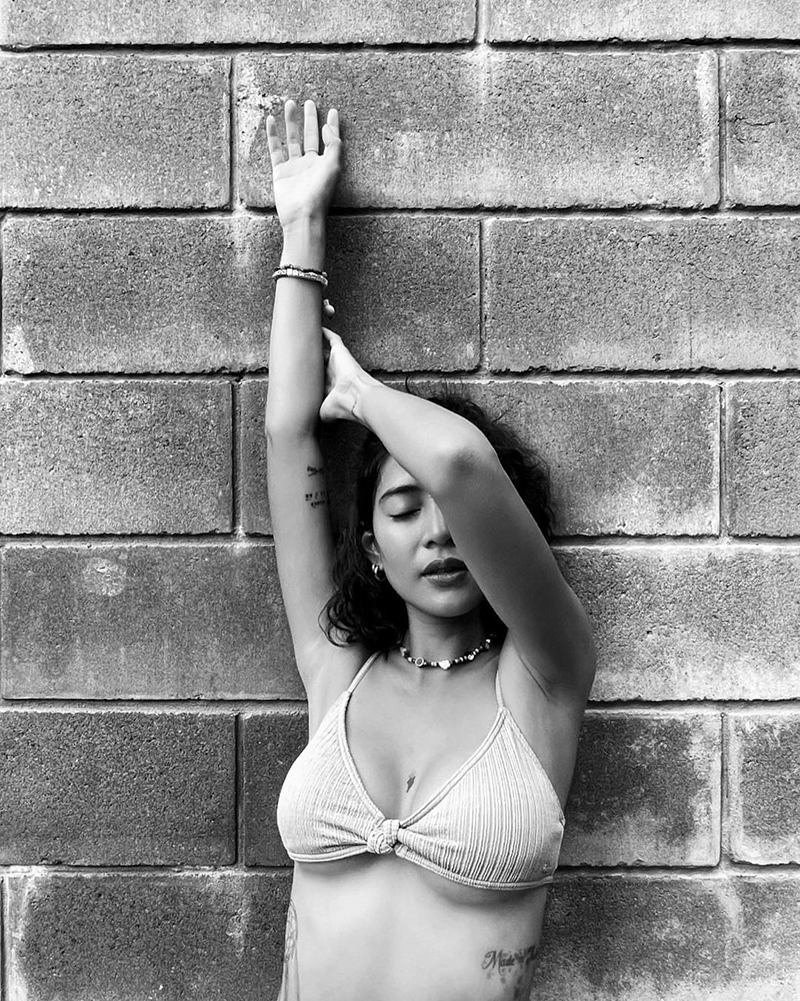 สายป่าน อภิญญา ดาราชุดว่ายน้ำ