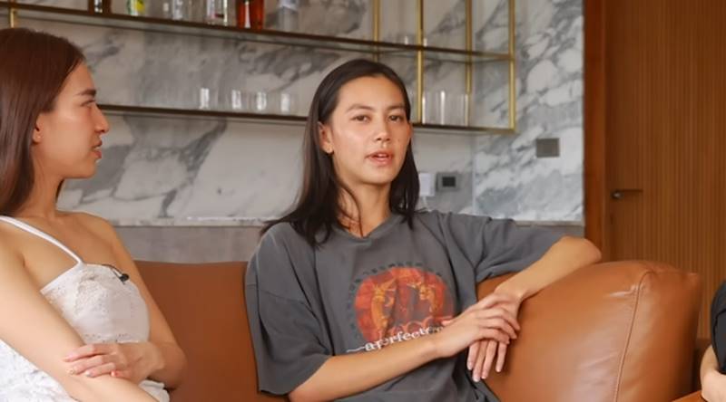 คลอดีน อทิตยา