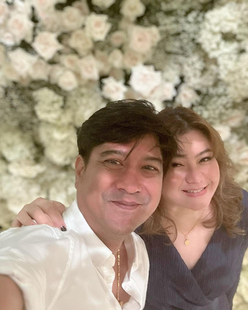 ฝ้าย ภรรยา หนุ่ม อรรถพร