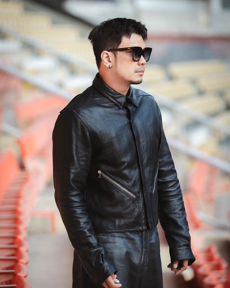 หนุ่ม กะลา