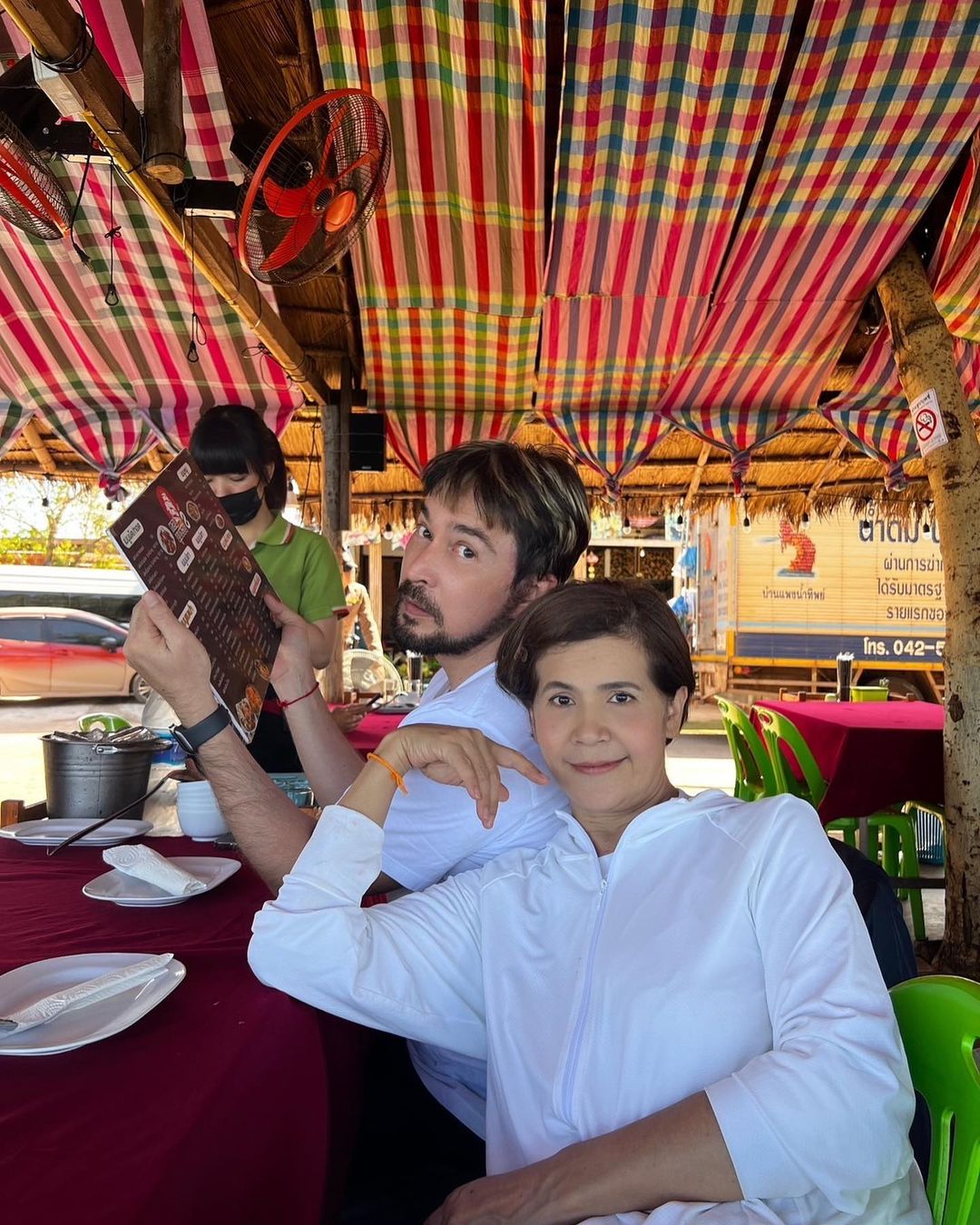 นก จริยา