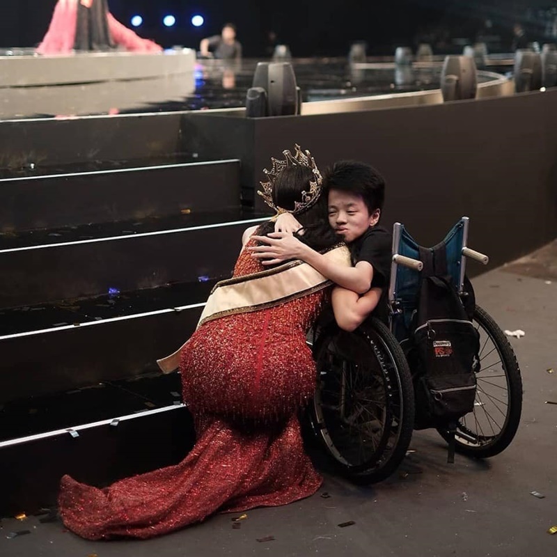 เจน นฤมล