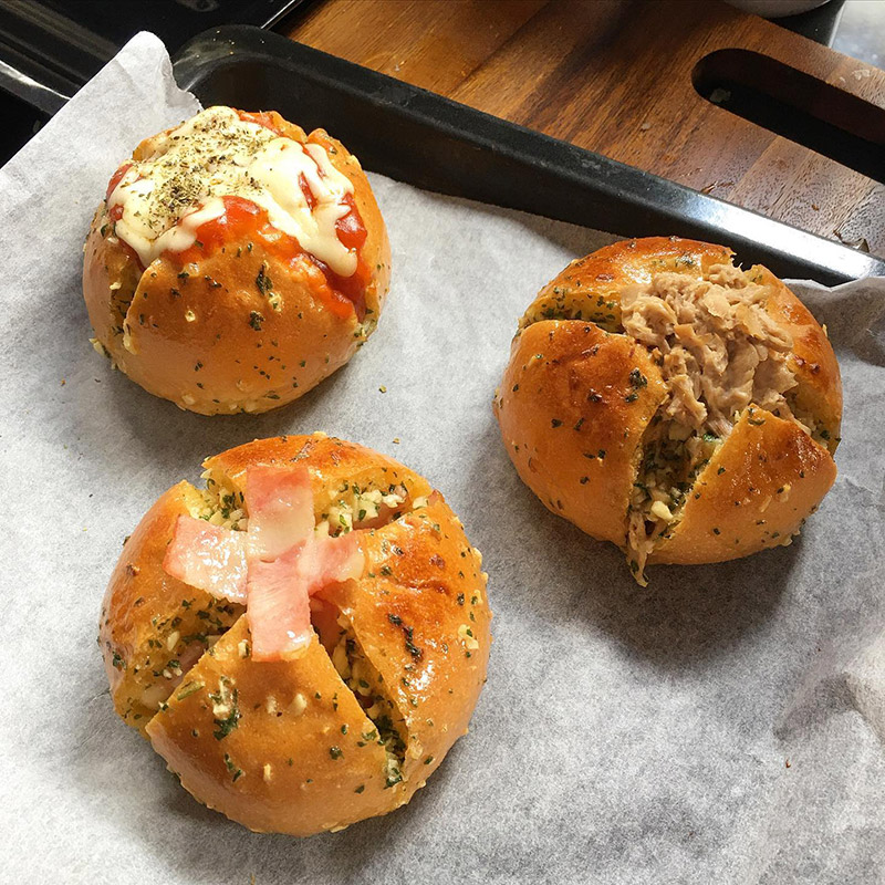 ร้านขนมปังกระทียมครีมชีส