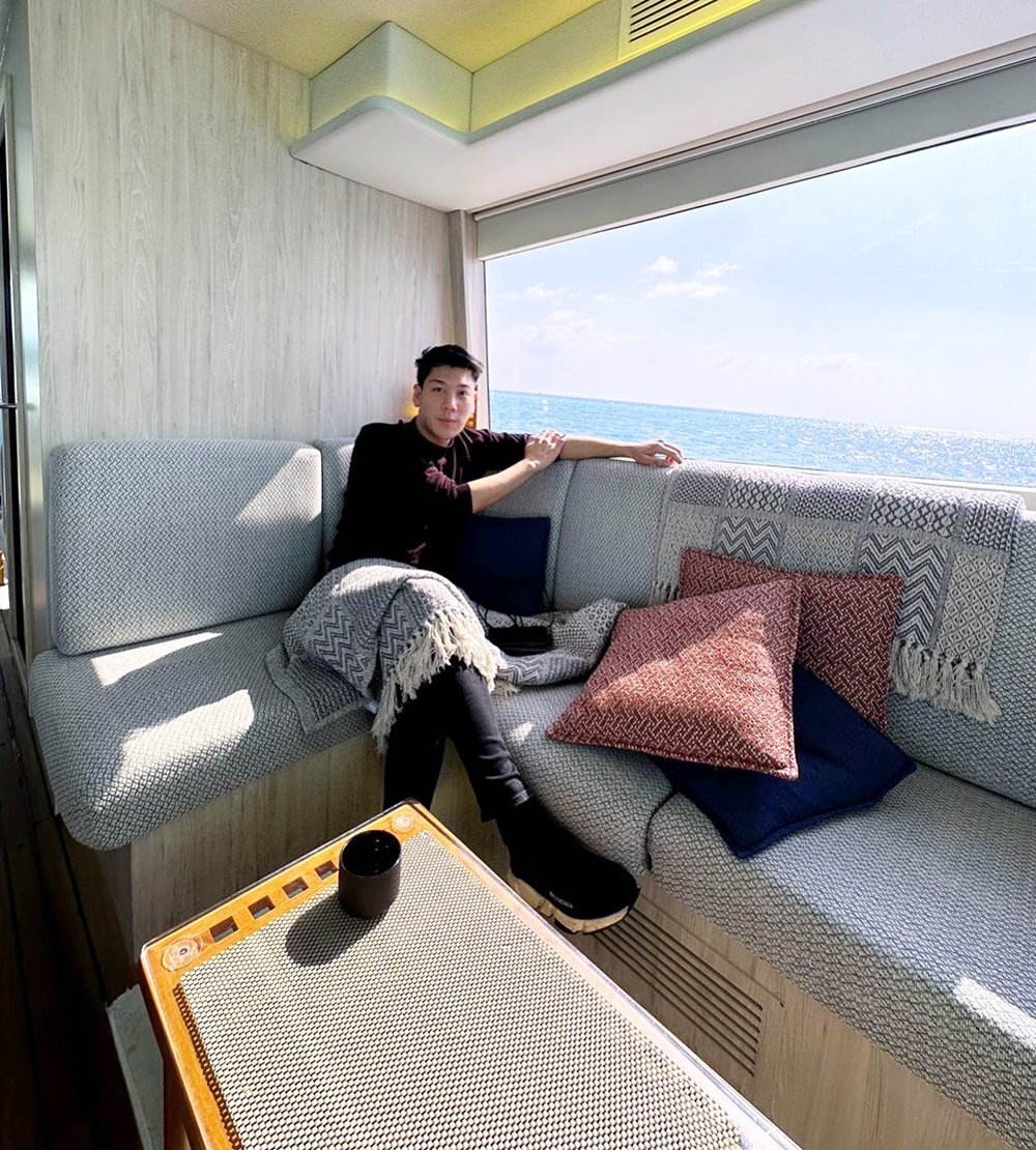 แชมป์ จิรัฏฐ์ เพชรนันทวงศ์